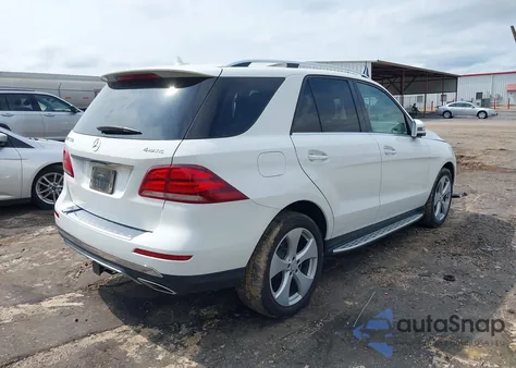 2016 Mercedes-Benz Gle 350 4Matic z USA, uszkodzony, nr VIN 4JGDA5HB2GA652569